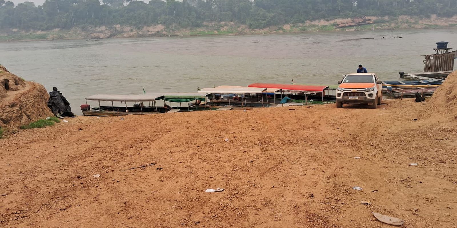 seca-no-rio-madeira-e-queimadas-afetam-moradores-de-porto-velho