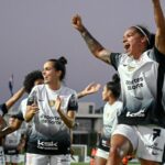 corinthians-bate-olimpia-e-vai-as-semifinais-da-libertadores-feminina