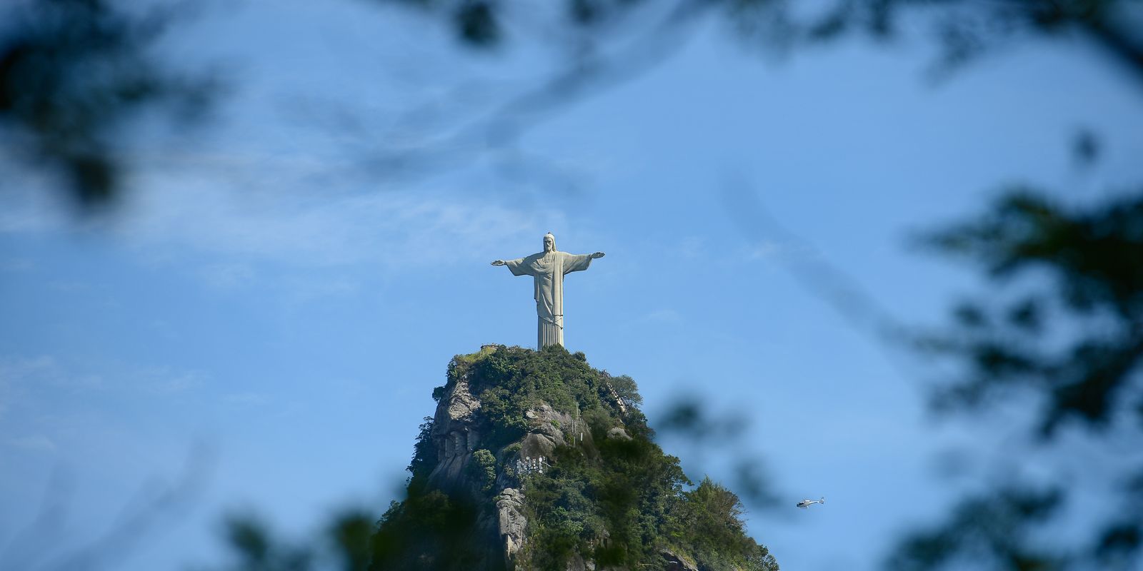 rio:-monumento-do-cristo-redentor-completa-93-anos-neste-sabado